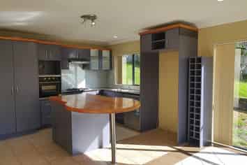 1 San Angelo Court, Henderson