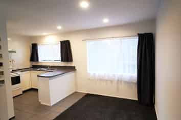 25A Woodlands Crescent, Browns Bay