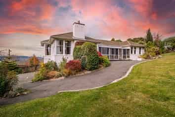 63 Hawthorn Avenue, Mornington