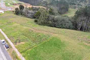 17 Michael Bosher Way, Flat Bush