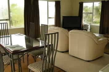 525a Beach Rd, Murrays Bay