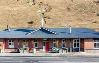 LIFESTYLE BUSINESS/HOME FOR SALE