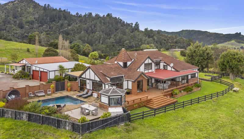 306 Grafton Road, Thames