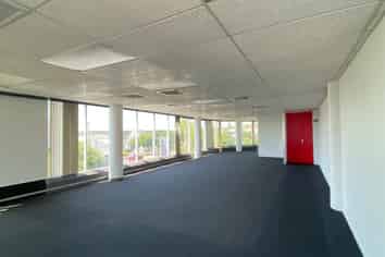 Prime Ellerslie Office!