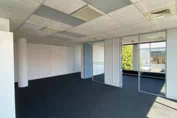 Prime Ellerslie Office!