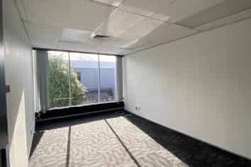 Prime Ellerslie Office!