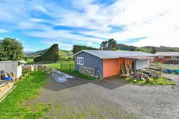 255 Goodwin Road, Aka Aka