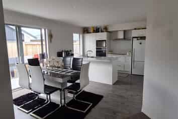 22 Kanapa Cl, Papamoa