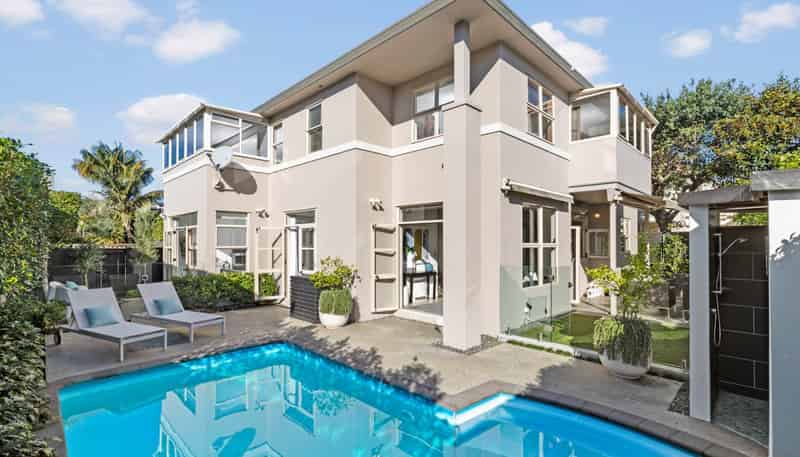 2/18 Wapiti Avenue, Epsom