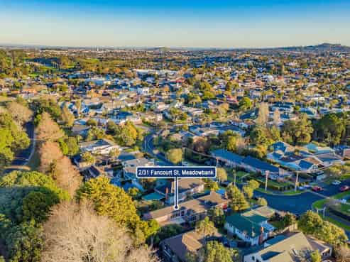 2/31 Fancourt Street, Meadowbank