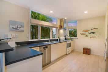 1/8 & 2/8 Wendover Road, Glendowie