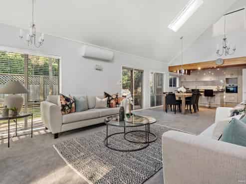 7 Derby Downs Place, Ellerslie