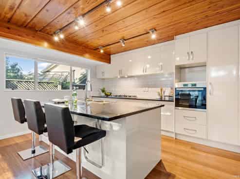 7 Derby Downs Place, Ellerslie