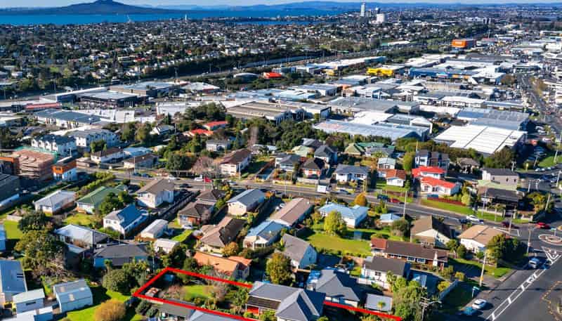 88 Target Road, Totara Vale