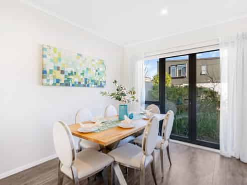 7 Whale Road, Mount Wellington