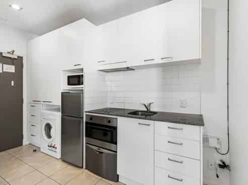 7B/62 Queen Street, Auckland Central