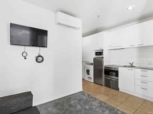 7B/62 Queen Street, Auckland Central