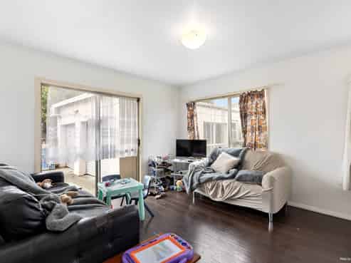 48 Range View Road, Mount Albert