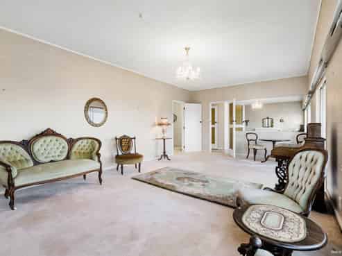 9/11 St Georges Bay Road, Parnell