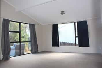 45A Pupuke Road, Birkenhead