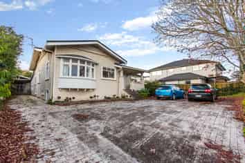 678 Mt Albert Rd, Royal Oak