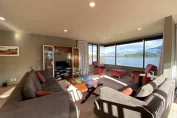 1234 Bay View Road, Kelvin Heights