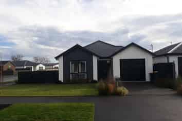 7 Romney Drive, Belfast