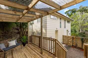 6/165A Carrington Road, Mount Albert