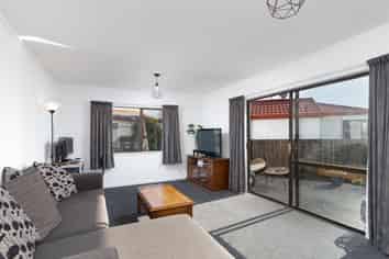 21B Towai Street, Stoke