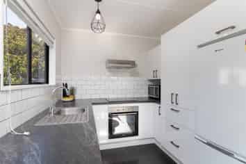 21B Towai Street, Stoke