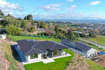 9 Pioneer Heights, Richmond