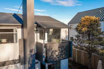 2/63 Papanui Road, Merivale