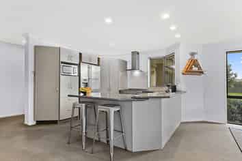 81 Longview Drive, Papamoa