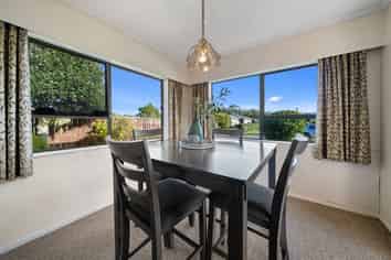 7 Oriwa Street, Waikanae