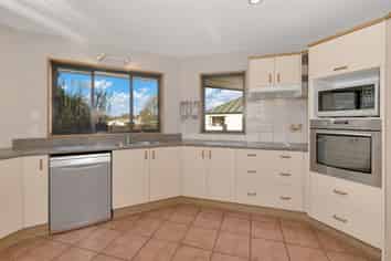 7 Bloomfield Street, Leithfield