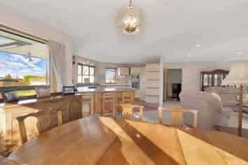 7 Bloomfield Street, Leithfield