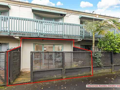 2/4 Wynyard Road, Mount Eden