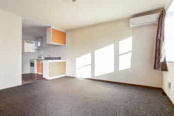 5/458 West Coast Road, Glen Eden