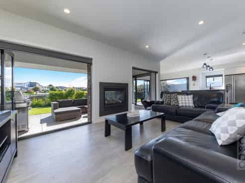 1 Nikau Way, Riverhead