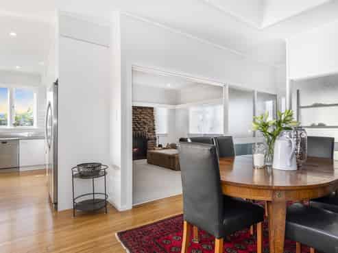 11 Alexander Street, Avenues