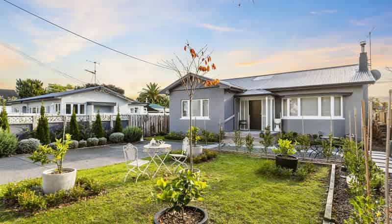 11 Alexander Street, Avenues