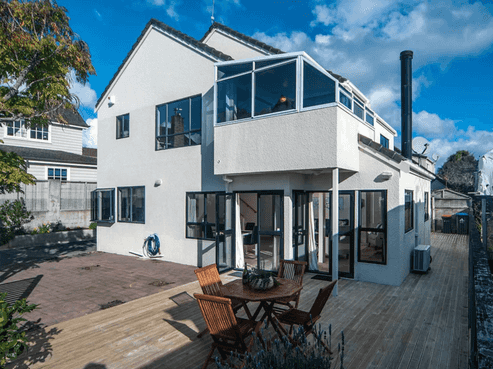 Auckland - Address withheld