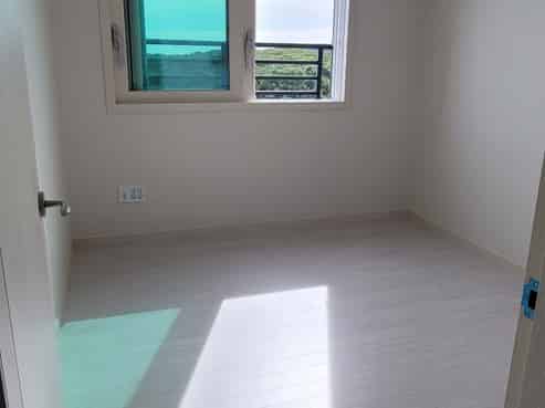 Auckland - Address withheld