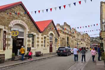 6 Blockhouse Bay Road, Blockhouse Bay