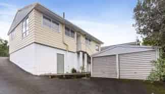 8 Paragon, Beach Haven