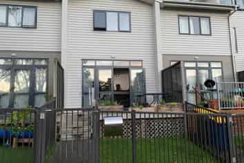 3/3 John Jennings Drive, Albany