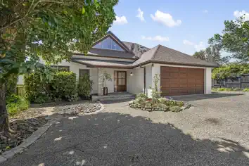  Beachland Street, Beachlands