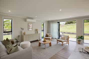 10 Te Ara Waiaroa, Omata