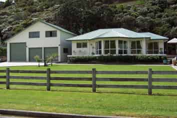 89 Whangaumu Street, TUTUKAKA