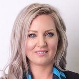 Evelyn 003A7000004qn6cIAA James 003A7000004qn6cIAA